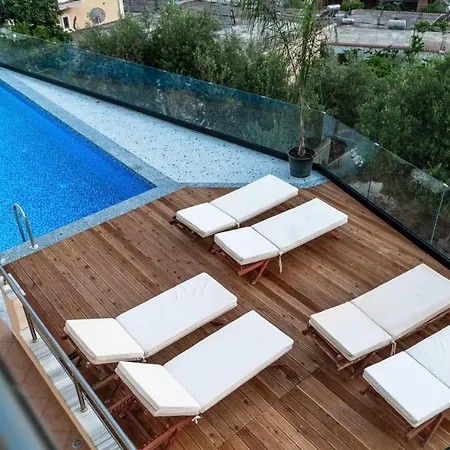 Sunset In Appartement Saranda