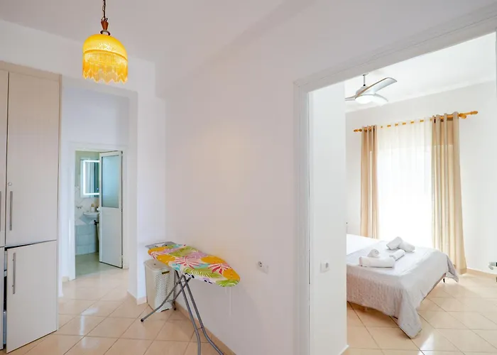 Sunset In Appartement Saranda